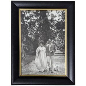 Elizabeth Taylor & Richard Burton Black & White Framed Photograph 17.5"x12.75"
